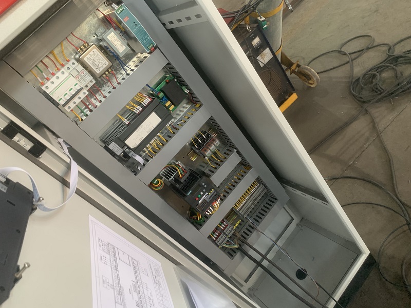 1657616685292978.jpg 新致能輸送設備 ics-30a 加控制.jpg